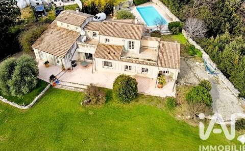 Vente maison 8 pièces Bourg-Saint-Andéol 07