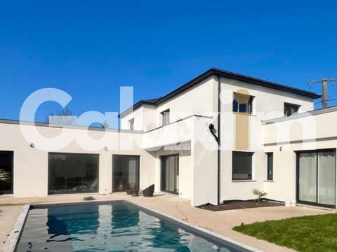 Vente maison 10 pièces Bourgbarré 35