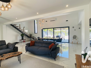 Vente maison 8 pièces