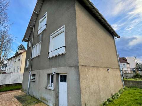 Vente maison 5 pièces Bourges 18