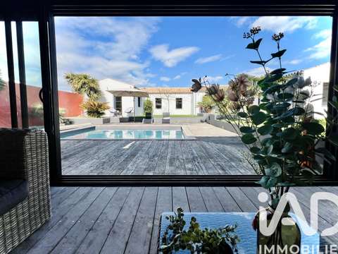 Vente maison 8 pièces Bourgneuf 17