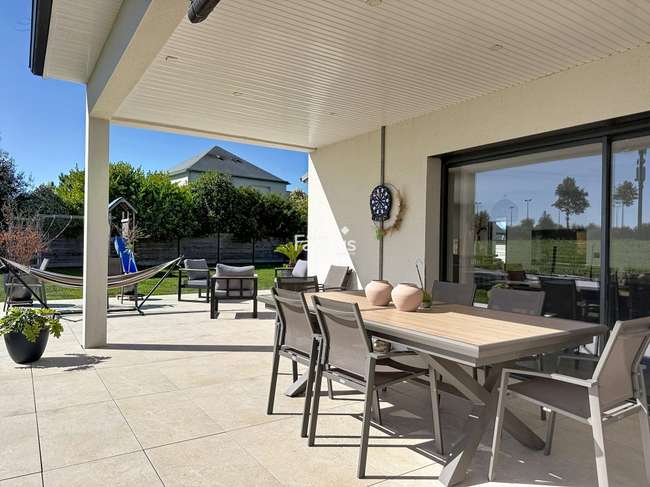 Maison 6 pièces 166 m² · à Bourgvallées · 166 m² · 417 000 €