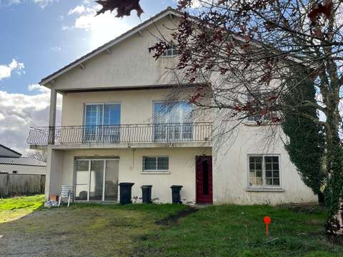 Vente maison 9 pièces Bournezeau 85