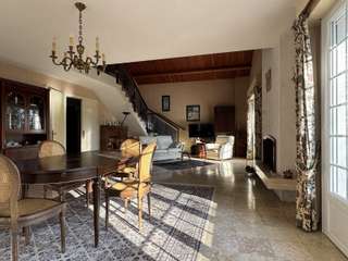 Vente maison 9 pièces