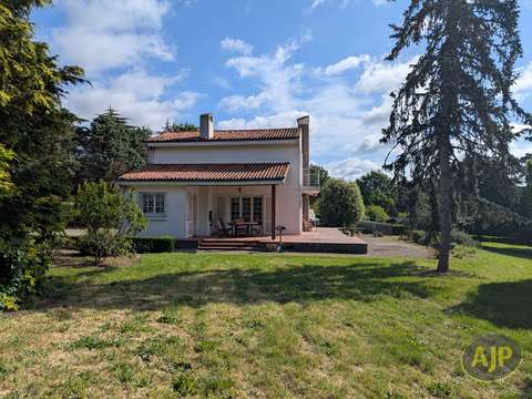 Vente maison 9 pièces