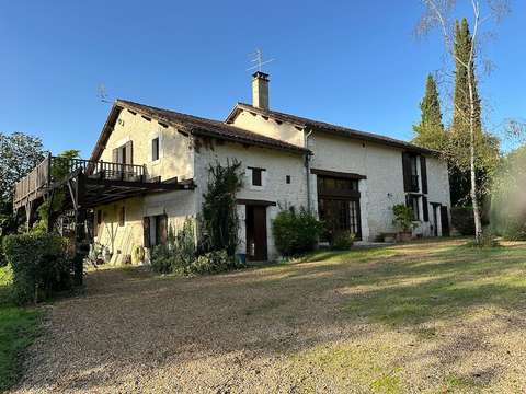 Vente maison 9 pièces Bouteilles-Saint-Sébastien 24