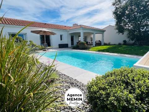 Vente maison 11 pièces Brem-sur-Mer 85