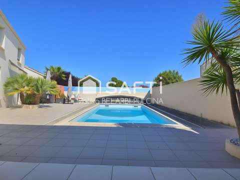 Vente maison 8 pièces Brem-sur-Mer 85