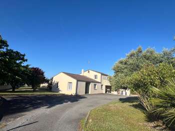 Vente maison 6 pièces Brem-sur-Mer 85