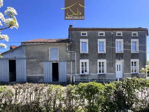 Vente maison 6 pièces Bressuire 79