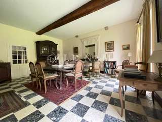 Vente maison 12 pièces