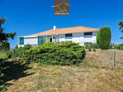 Vente maison 6 pièces Bressuire 79