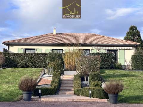 Vente maison 9 pièces Bressuire 79