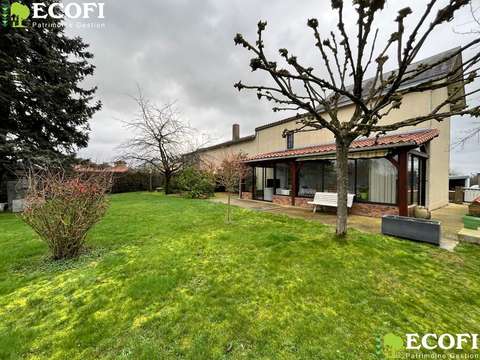 Vente maison 7 pièces Bressuire 79