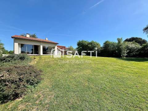 Vente maison 4 pièces Bressuire 79