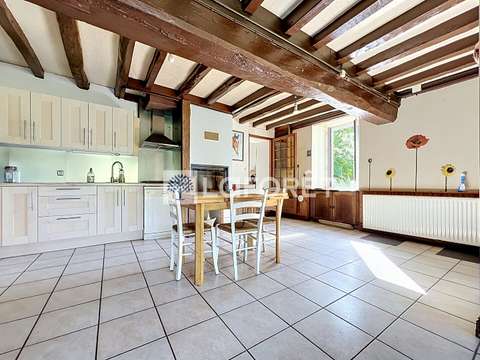 Vente maison 9 pièces Bressuire 79