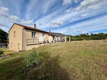 Vente maison 6 pièces Bressuire 79