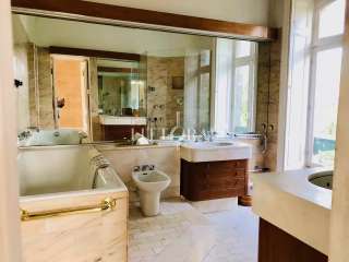 Vente maison 16 pièces