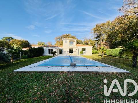 Vente maison 5 pièces Breuillet 17