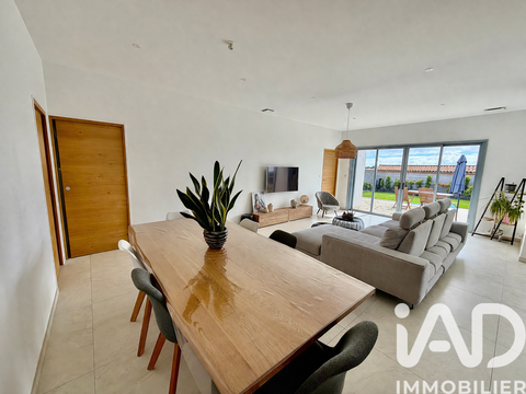 Vente maison 5 pièces Breuillet 17