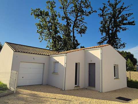 Vente maison 4 pièces Breuillet 17