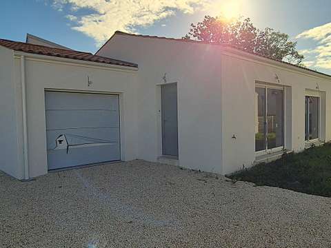 Vente maison 4 pièces Breuillet 17