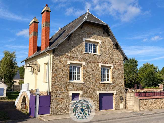 Maison 7 pièces 158 m² · à Bricquebec-en-Cotentin · 158 m² · 276 950 €