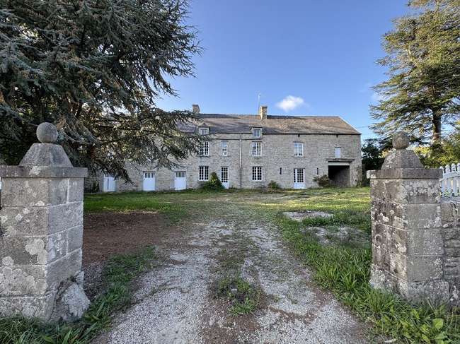 Maison 5 pièces 129 m² · à Bricquebosq · 129 m² · 418 500 €