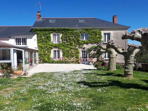 Vente maison 8 pièces Brissac-Quince 49