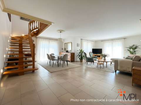 Vente maison 8 pièces