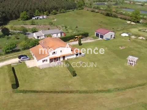 Vente maison 8 pièces Bussac-Forêt 17