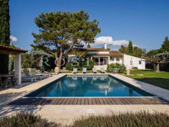 Vente maison 6 pièces Cabrières-d'Avignon 84