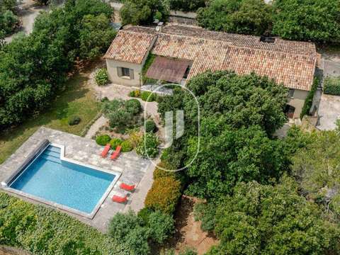Vente maison 7 pièces Cabrières-d'Avignon 84
