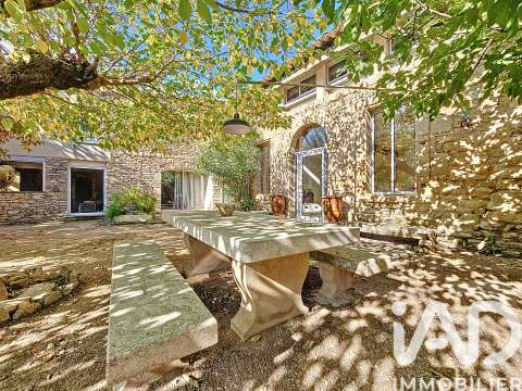 Vente maison 8 pièces Cabrières-d'Avignon 84