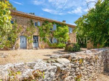 Vente maison 6 pièces Cabrières-d'Avignon 84