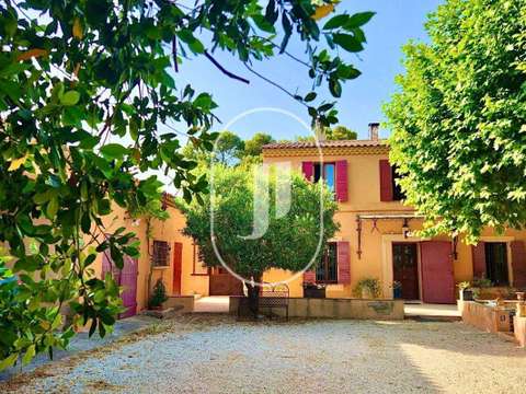 Vente maison 8 pièces Cabriès 13