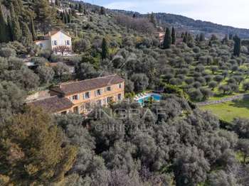 Maison 8 pièces 308 m² · à Cabris · 308 m² · 1 590 000 €