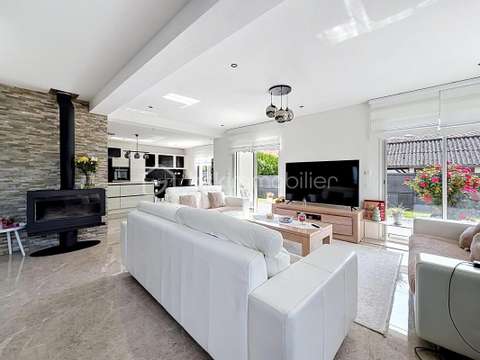 Vente maison 8 pièces Vente maison 8 pièces
