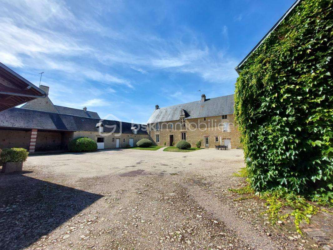 Vente Maison à Caen Hastings - Verte Vallée (14000) : à vendre / 202m²
