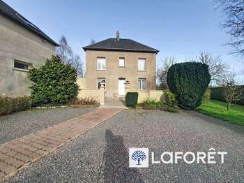 Maison 8 pièces 127 m² · à Cahagnes · 127 m² · 244 500 €