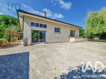 Maison 6 pièces 200 m² · à Cahors · 200 m² · 300 000 €