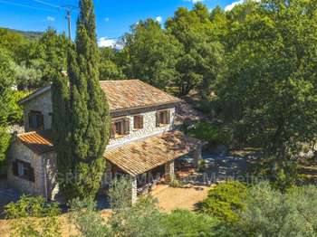 Vente maison 10 pièces Callas 83