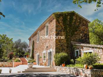 Vente maison 9 pièces Callas 83