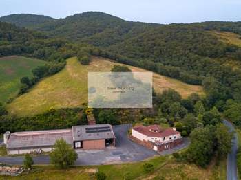 Vente maison 5 pièces Calmels-et-le-Viala 12