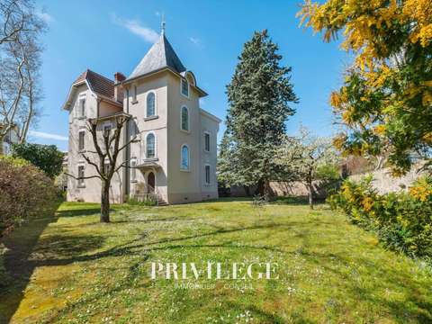 Vente maison 8 pièces Caluire-et-Cuire 69