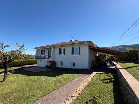 Vente maison 5 pièces Caluire-et-Cuire 69