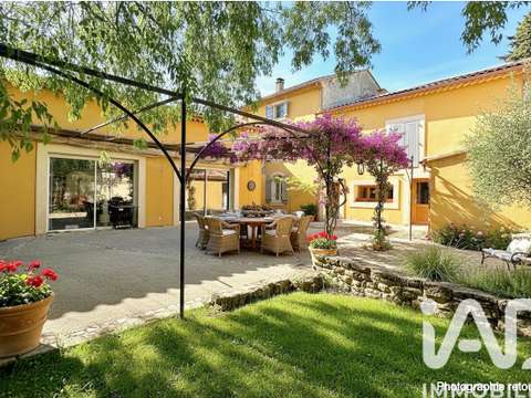 Vente maison 10 pièces Camaret-sur-Aigues 84