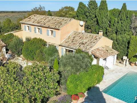 Vente maison 6 pièces Camaret-sur-Aigues 84