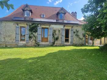 Vente maison 9 pièces Campsegret 24