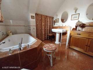 Vente maison 9 pièces